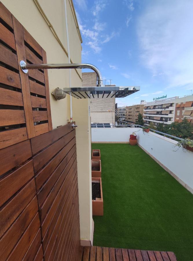 New Samay Hostel Sevilla Bagian luar foto